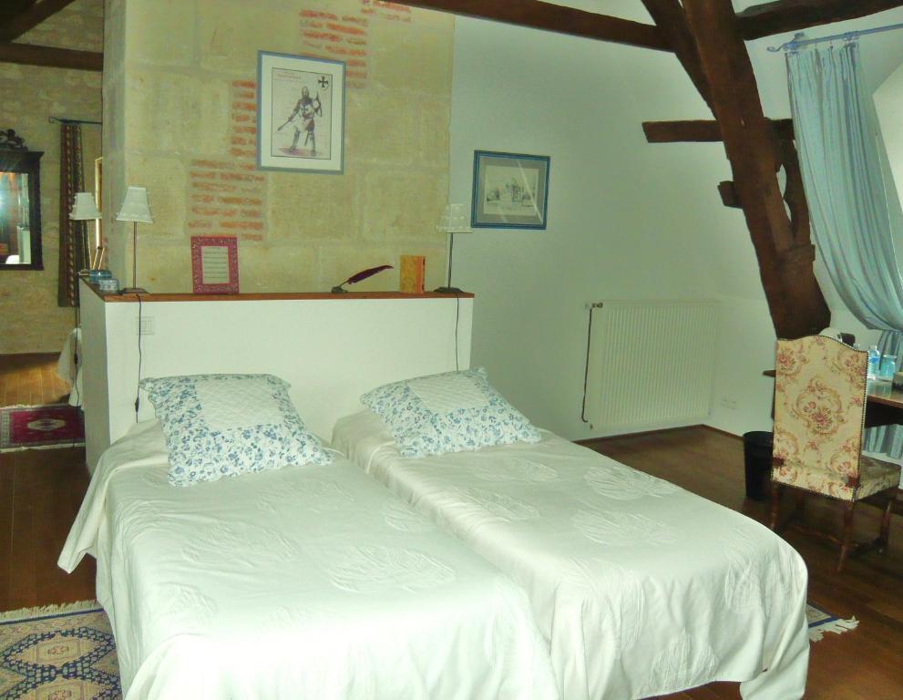 Manoir De L'Abbaye Bed & Breakfast Seuilly Room photo