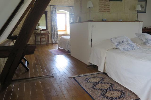 Manoir De L'Abbaye Bed & Breakfast Seuilly Exterior photo
